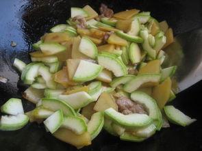 吃角瓜长痘,揭秘饮食与肌肤健康的关系