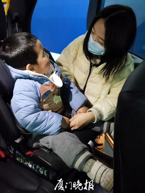 明星生孩子提篮,宝宝降临，幸福提篮见证星途新篇章