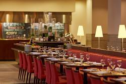 吃瓜雅酒店,隐匿于繁华中的静谧避风港